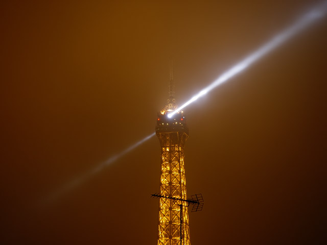 Tour Eiffel de nuit, phare